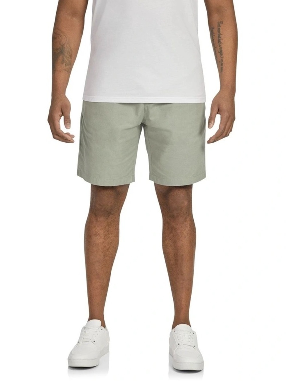 Linen Blend Shorts. Color: Sage. Size 38